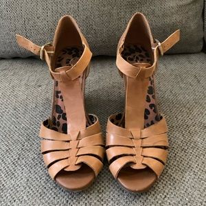 Jessica Simpson t-strap wedge